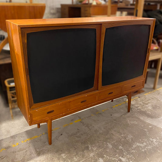 Credenza design danese vintage anni 60 [stØEOX 146431] misure L.170 H.133 P.44