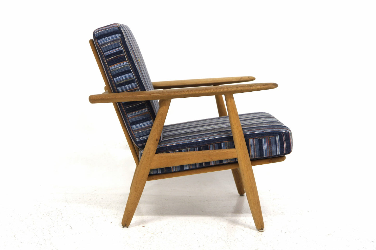Poltrona "GE 240, Cigar chair" Hans J Wegner design danese vintage anni 60 [sw21549] misure L.68 H.75 P.80