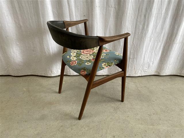 Poltroncina Thomas Harlev vintage design danese anni 60 [j43127] misure L.56 H.73 P.47